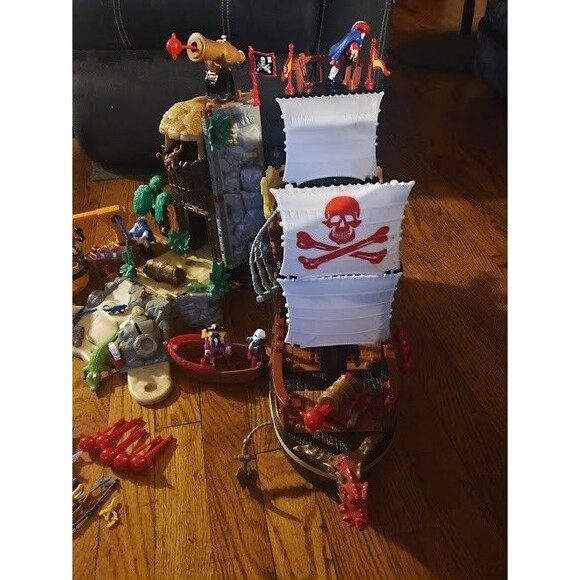 Fisher Price Imaginext Vintage Pirate Raider Ship & Buccaneer Bay Island - Picture 11 of 16